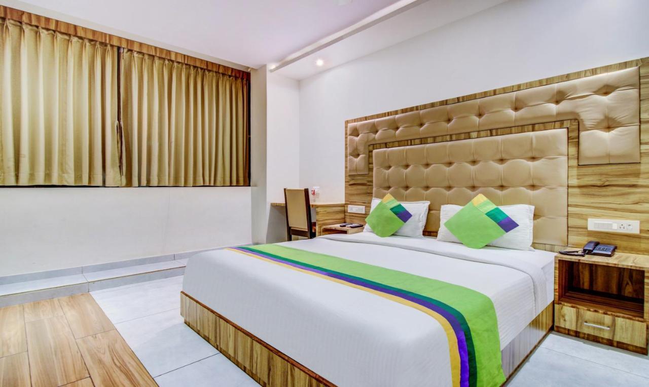 Treebo Trend Bkc Grand Bombay Extérieur photo