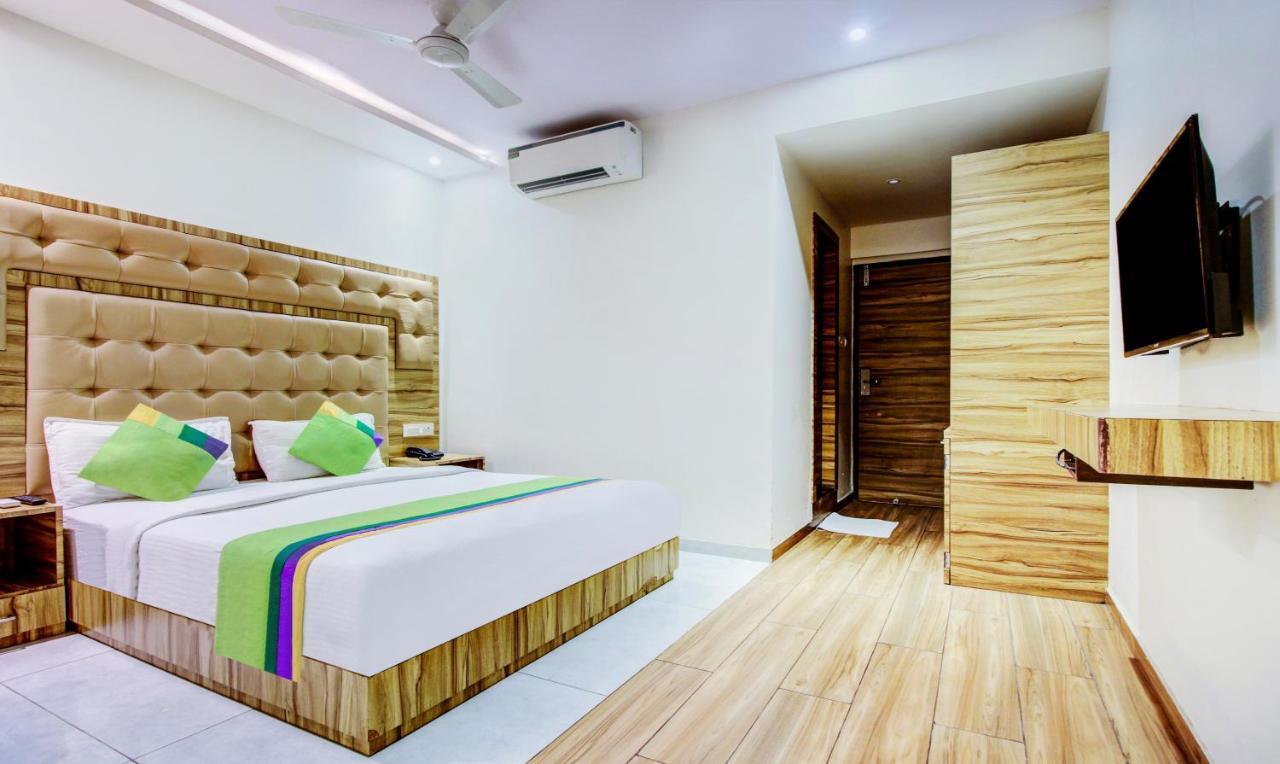 Treebo Trend Bkc Grand Bombay Extérieur photo